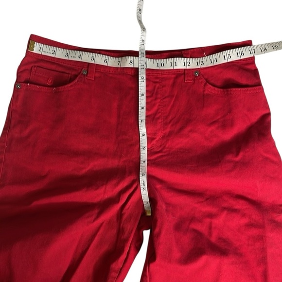 NWT Gloria Vanderbilt Amanda Capri Stretch Red Denim Jeans - Picture 8 of 11